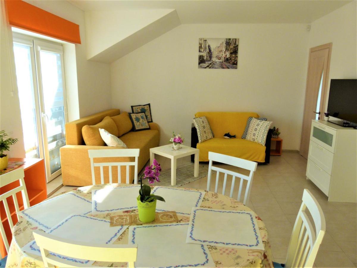 Geltoni Apartamentai Połąga Zewnętrze zdjęcie
