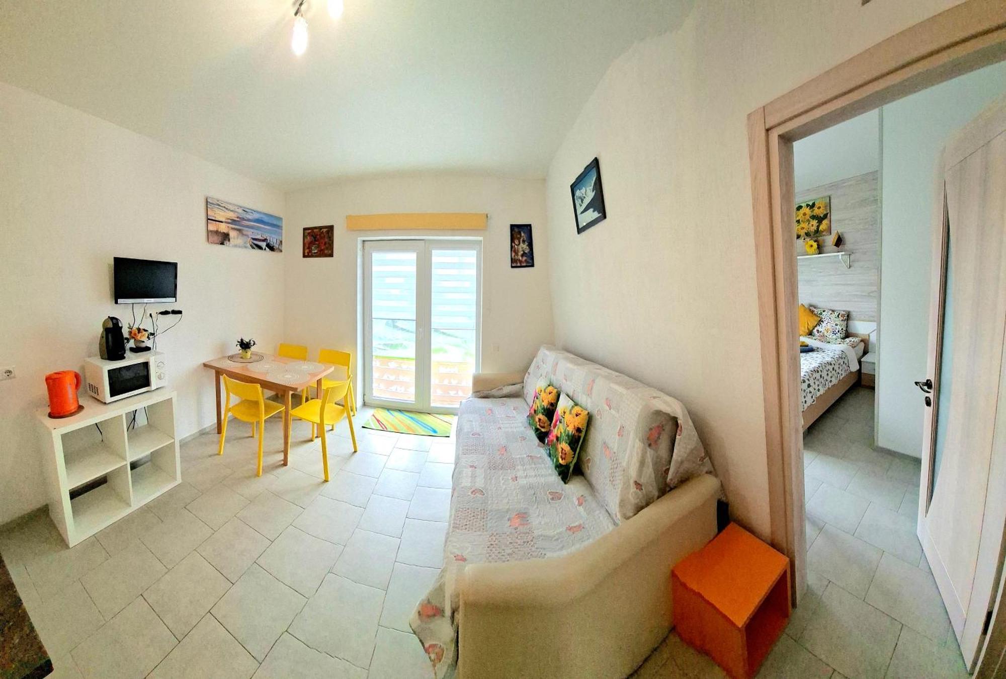 Geltoni Apartamentai Połąga Zewnętrze zdjęcie